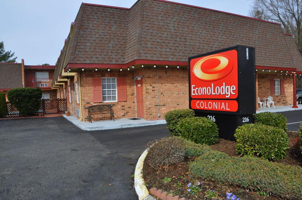 Econo Lodge Colonial Вильямсбург Экстерьер фото