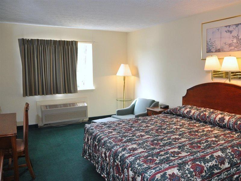 Econo Lodge Colonial Вильямсбург Экстерьер фото