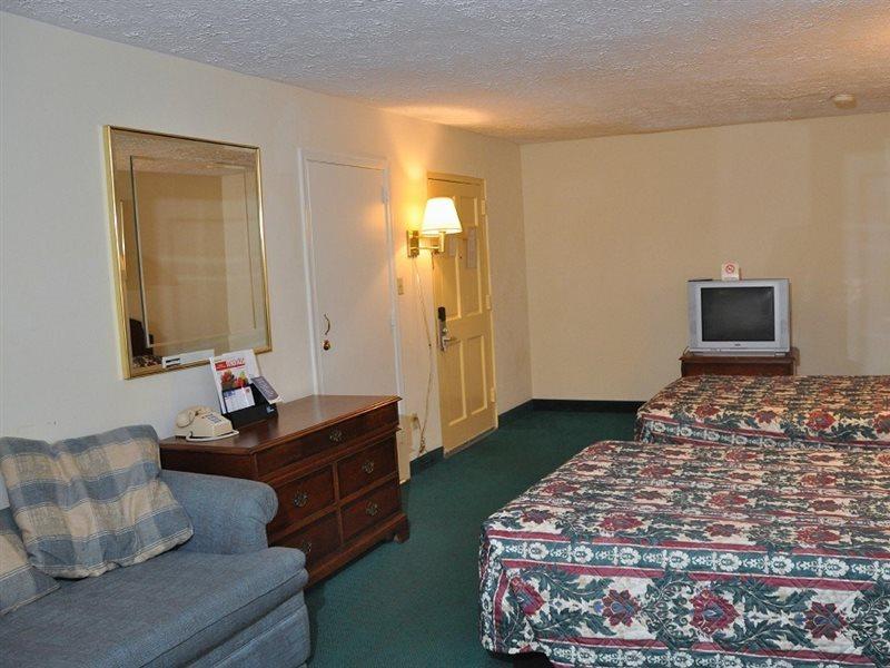 Econo Lodge Colonial Вильямсбург Экстерьер фото