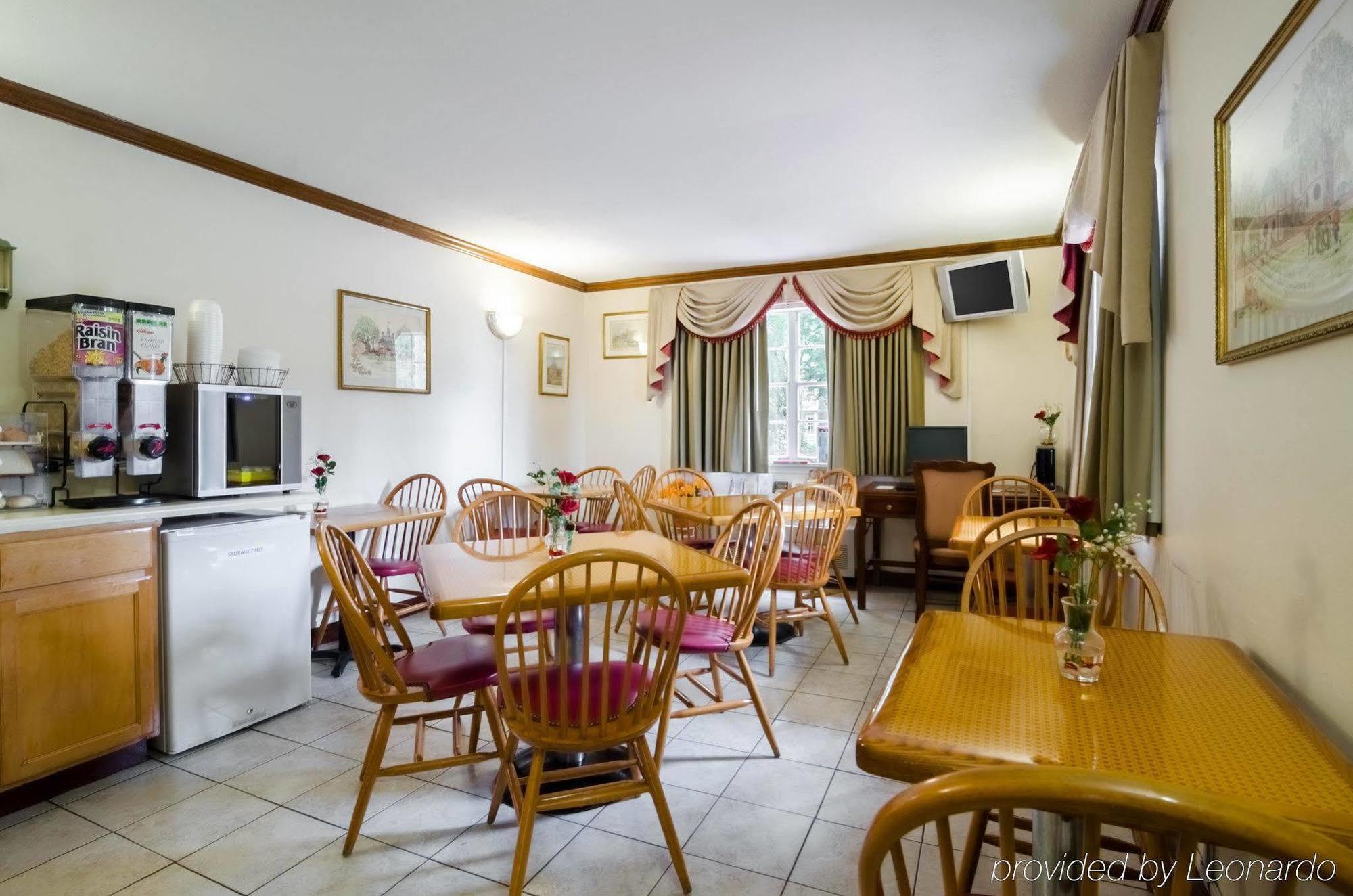 Econo Lodge Colonial Вильямсбург Экстерьер фото